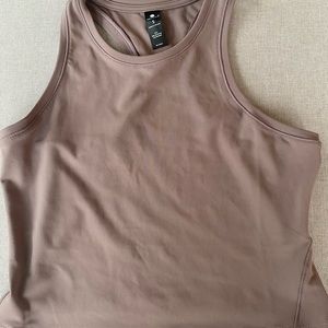 yogalicious tank